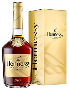 Hennessy VS Cognac 70cl in Gift Box